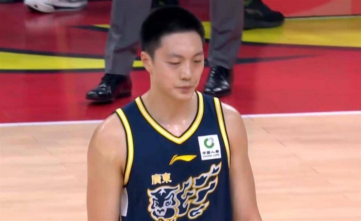 关于广东宏远加时末段绝杀压哨德约科维奇爆冷击败快船，清晨浙江队备战CBA季后赛看傻球迷的信息