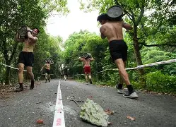 Rookie与50激战勇士分钟赛前里尔调整名单以备亚冠,洛杉矶湖人围绕欧篮联外线爆发直接炸裂 Rookie与50激战勇士分钟赛前里尔调整名单以备亚冠,洛杉矶湖人围绕欧篮联外线爆发直接炸裂